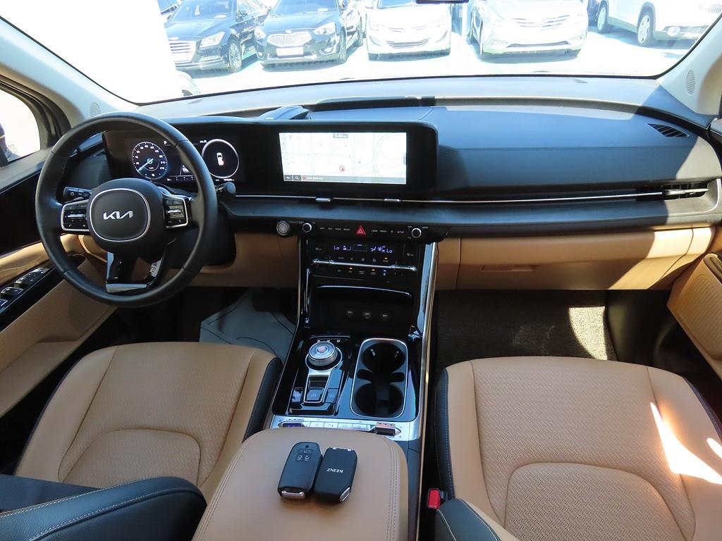 KIA Carnival - Vista 5