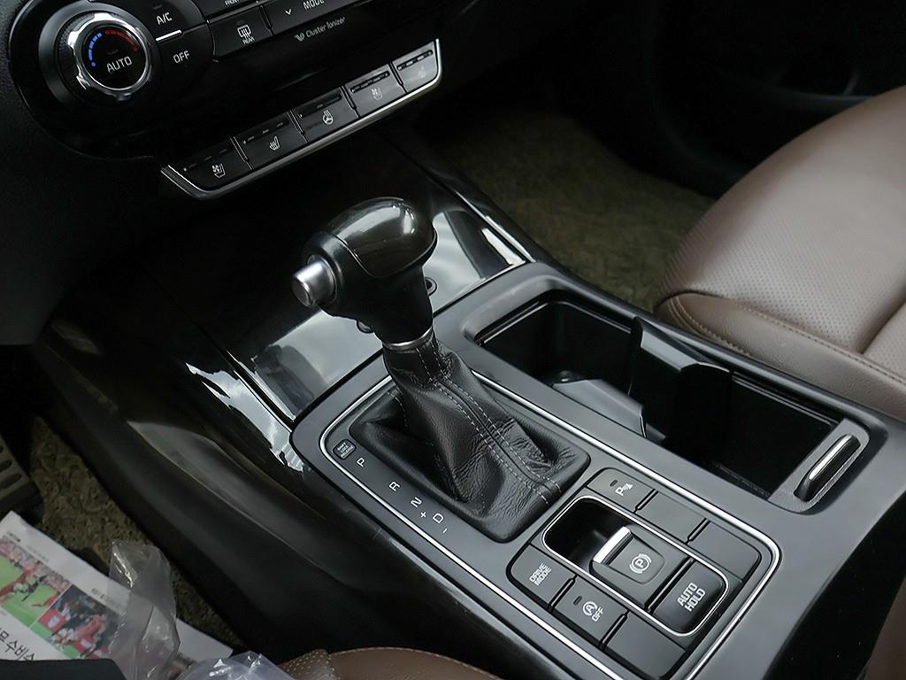 KIA Sorento - Vista 10