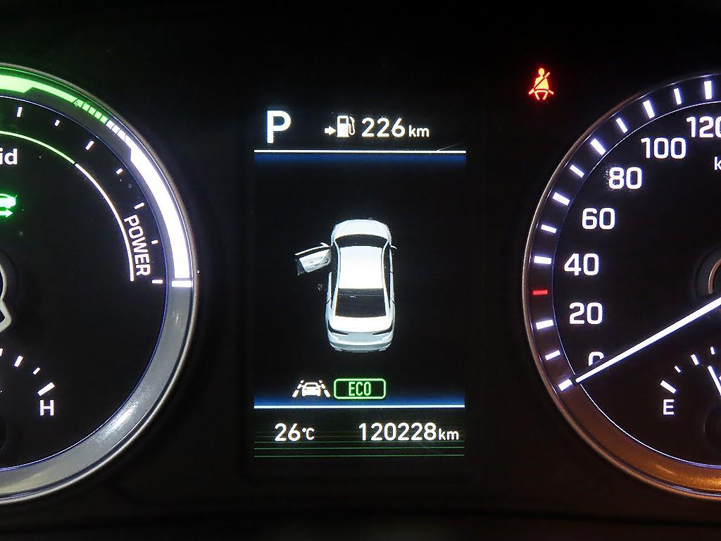 HYUNDAI Sonata - Vista 9