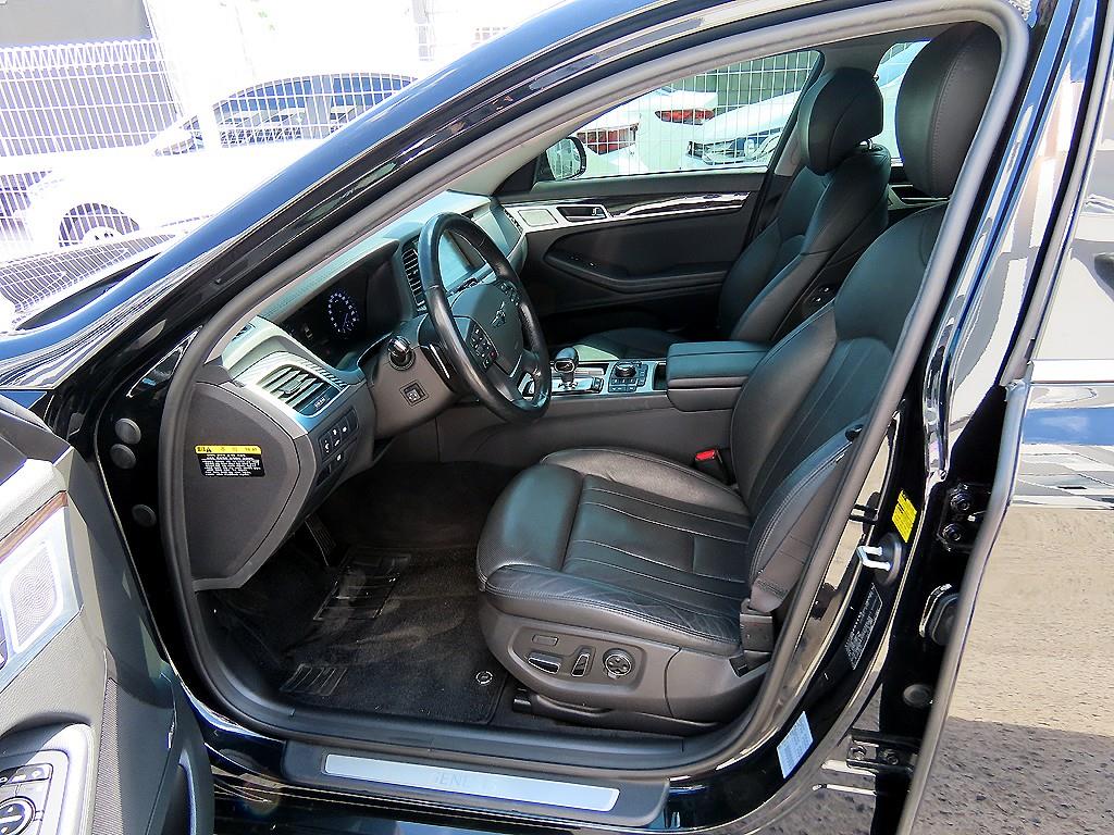 Genesis G80 - Vista 5