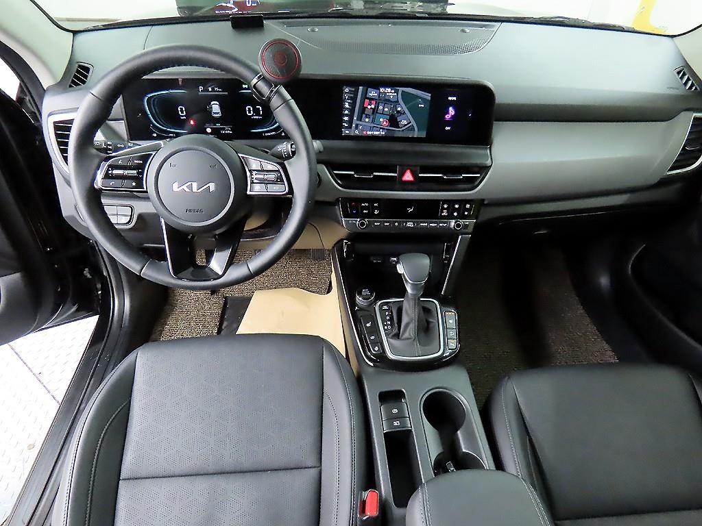KIA Seltos - Vista 7