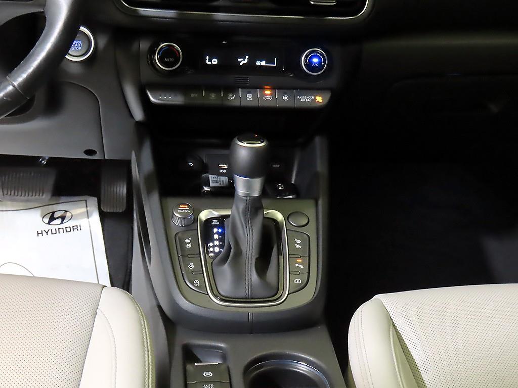 HYUNDAI Kona - Vista 12