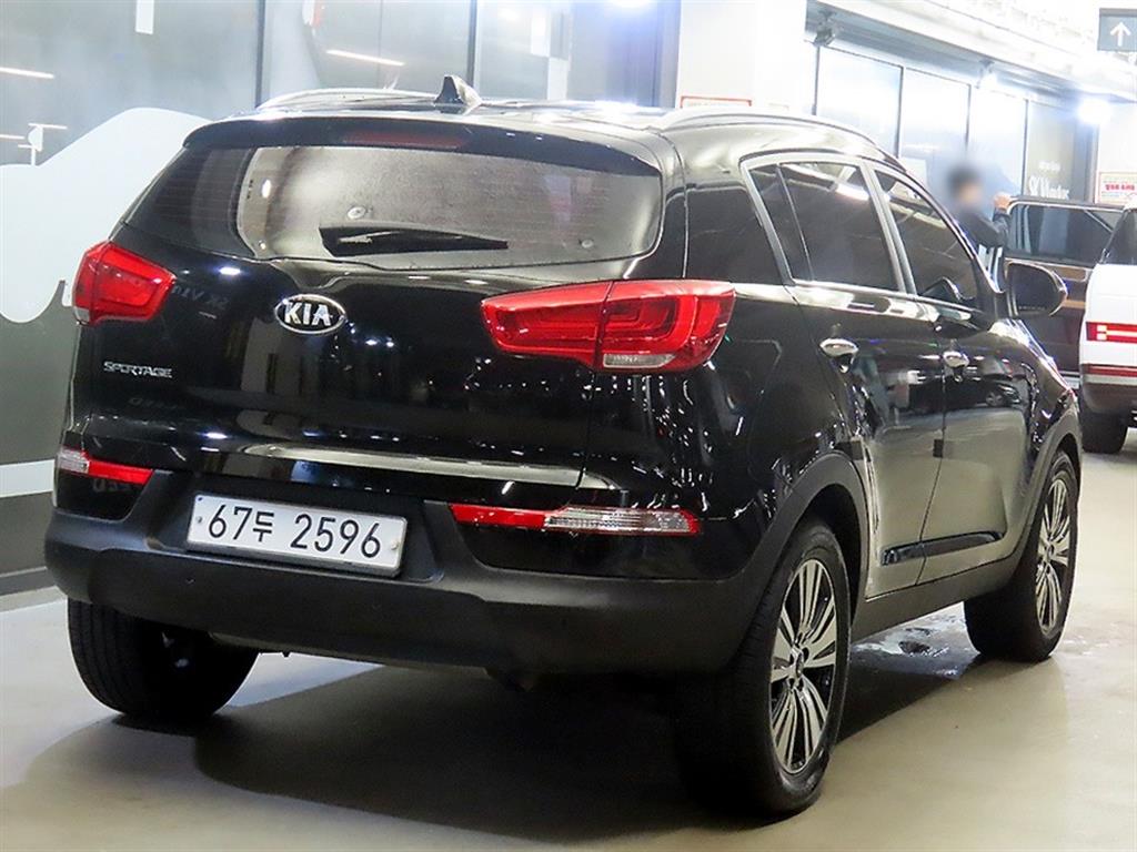 KIA Sportage - Vista 4