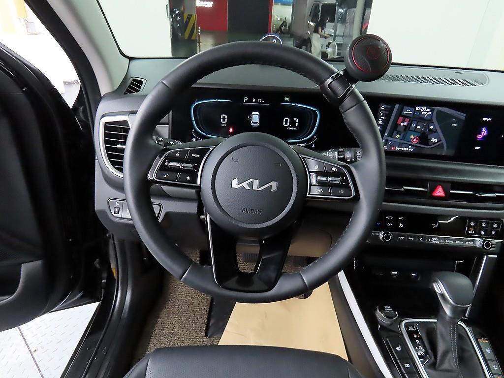KIA Seltos - Vista 9