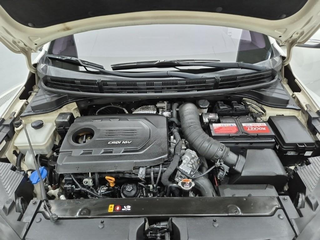 KIA Stonic - Vista 5