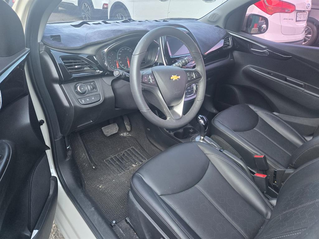 Chevrolet Spark - Vista 5