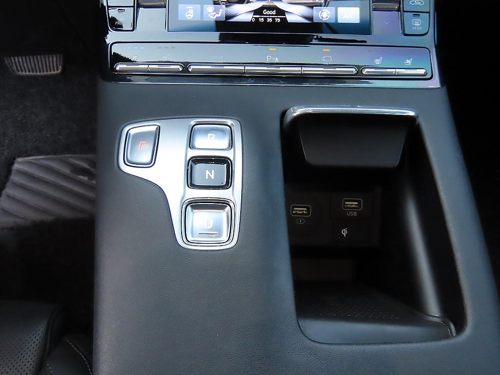 HYUNDAI Grandeur - Vista 11