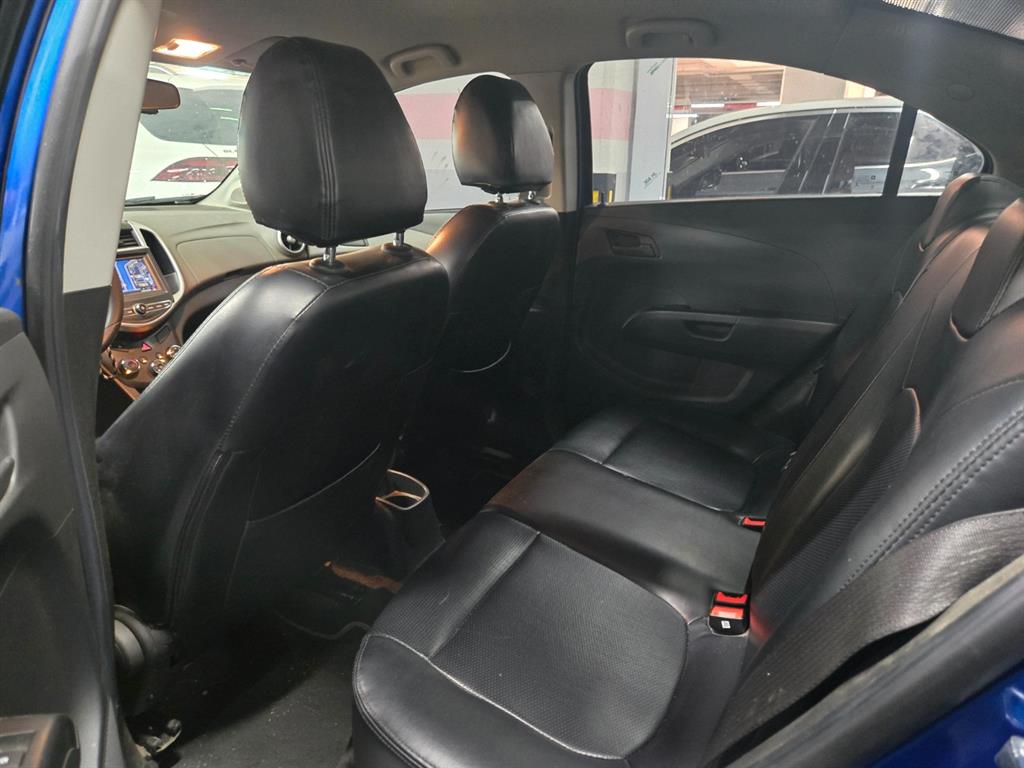 Chevrolet Abeo 2018 Azul - Importación desde Corea - HF Imports Iquique - Foto 15