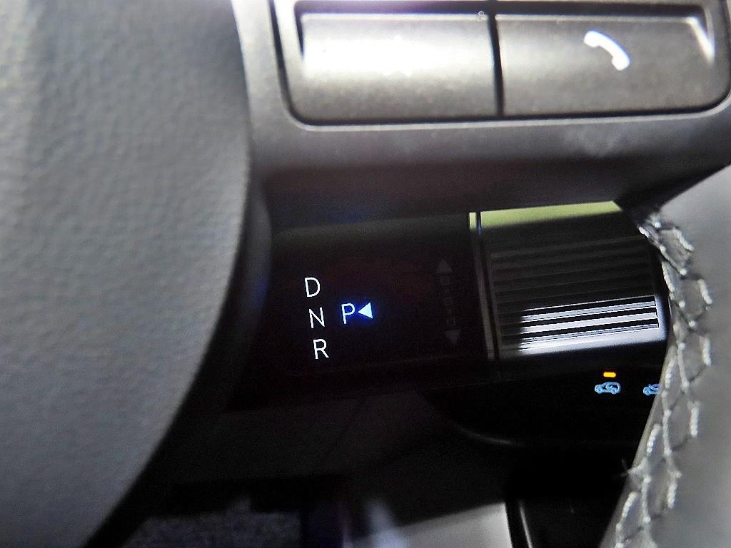 HYUNDAI Kona - Vista 12