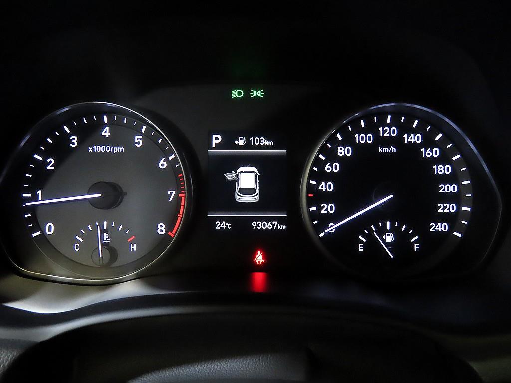 HYUNDAI i30 - Vista 9