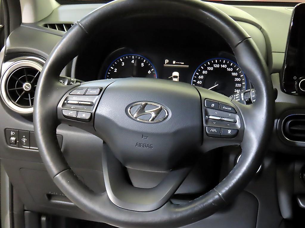 HYUNDAI Kona - Vista 8
