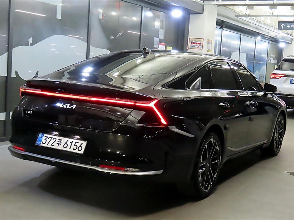 KIA K8 - Vista 4
