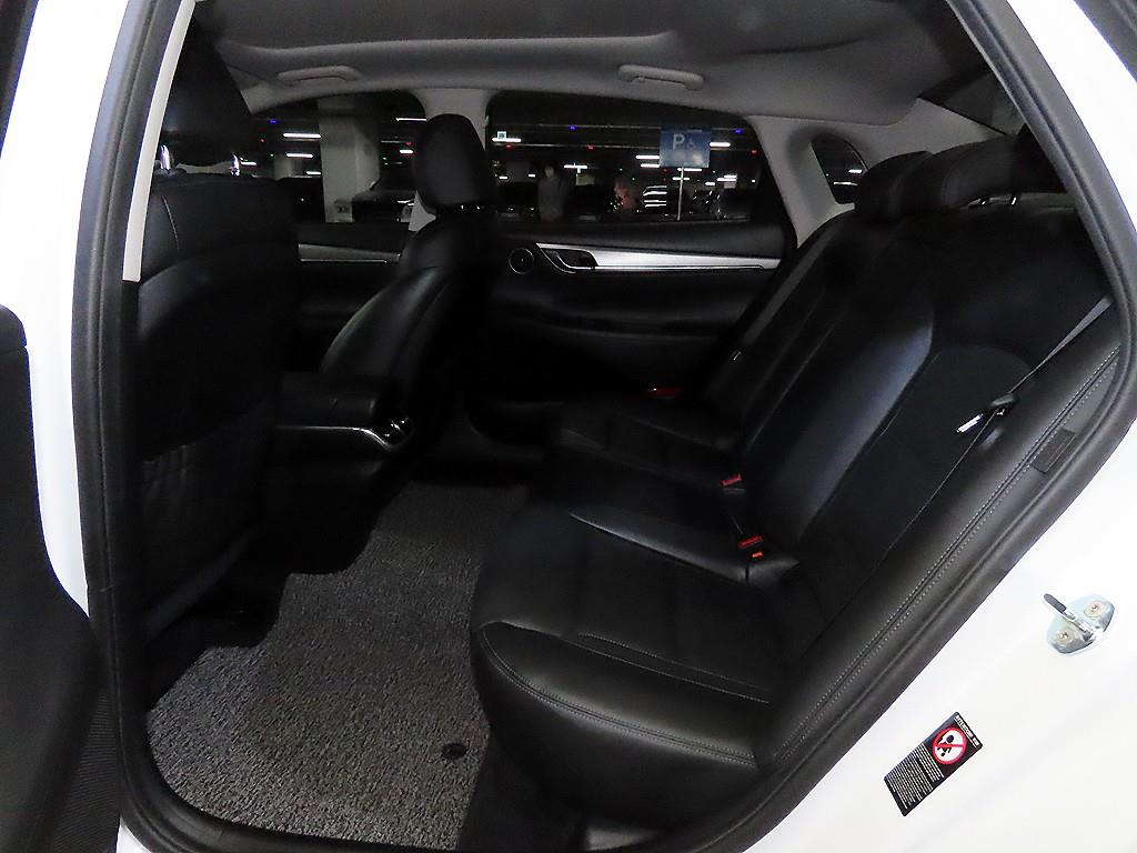 HYUNDAI Grandeur - Vista 7