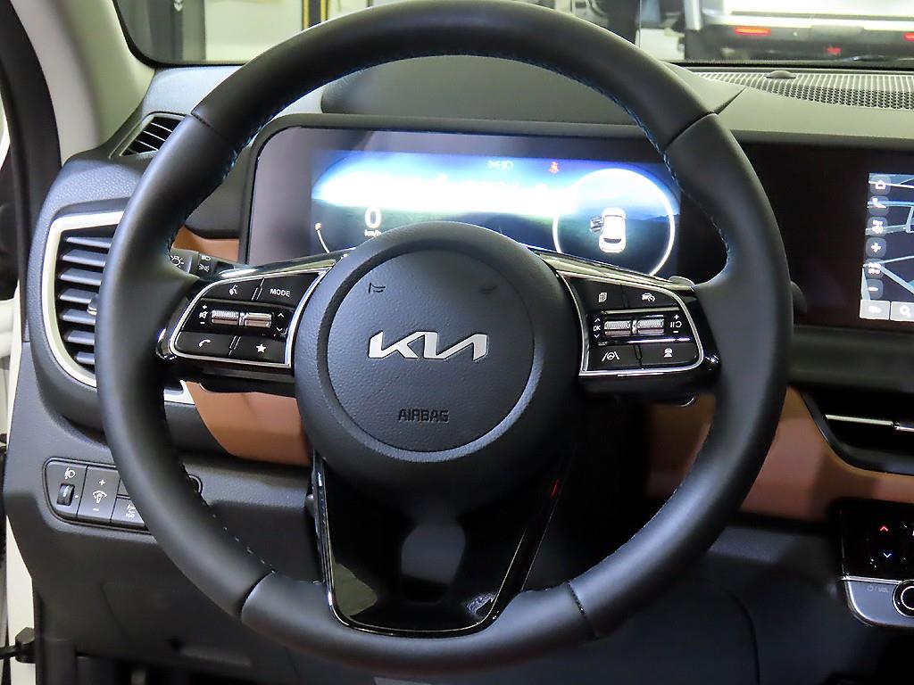 KIA Seltos - Vista 8