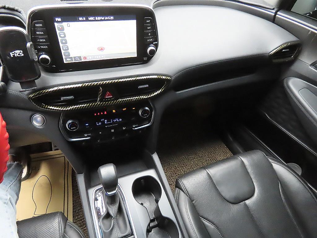 HYUNDAI Santa Fe - Vista 7