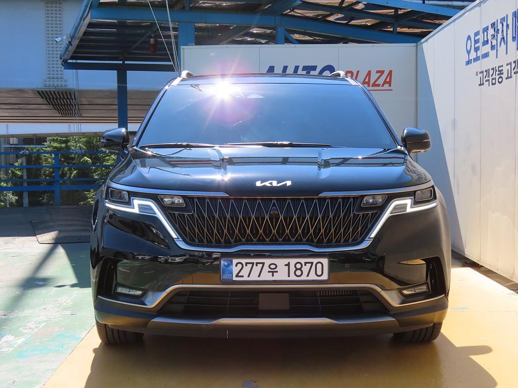 KIA Carnival - Vista 2