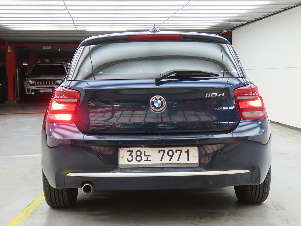 BMW 1 series - Vista 3