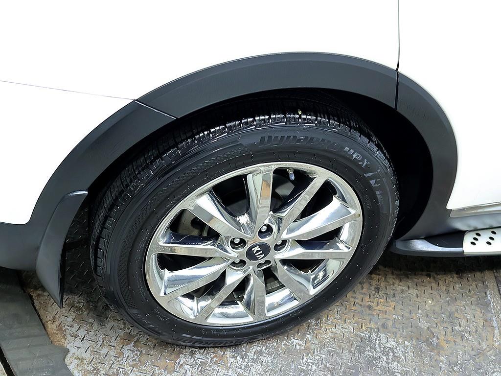 KIA Sorento - Vista 7