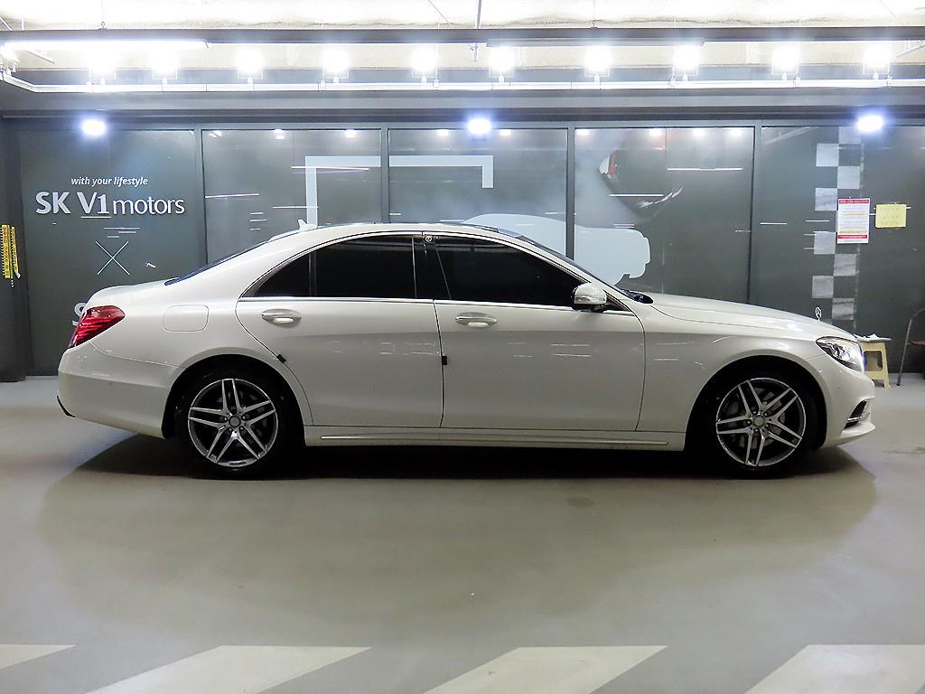 Mercedes Benz S Class - Vista 3