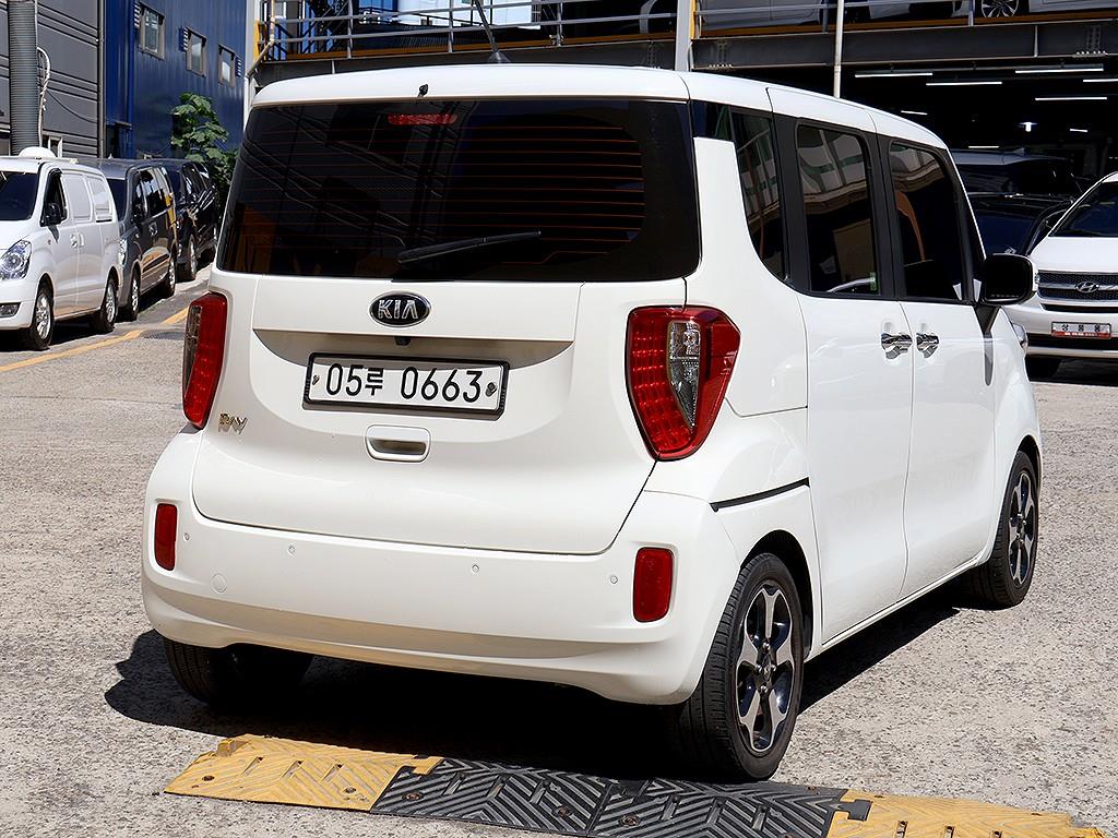 KIA Ray - Vista 4