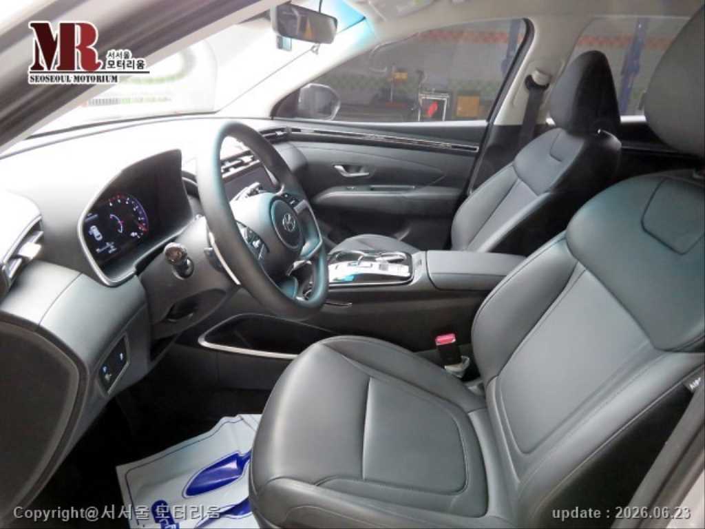 HYUNDAI Tucson - Vista 5