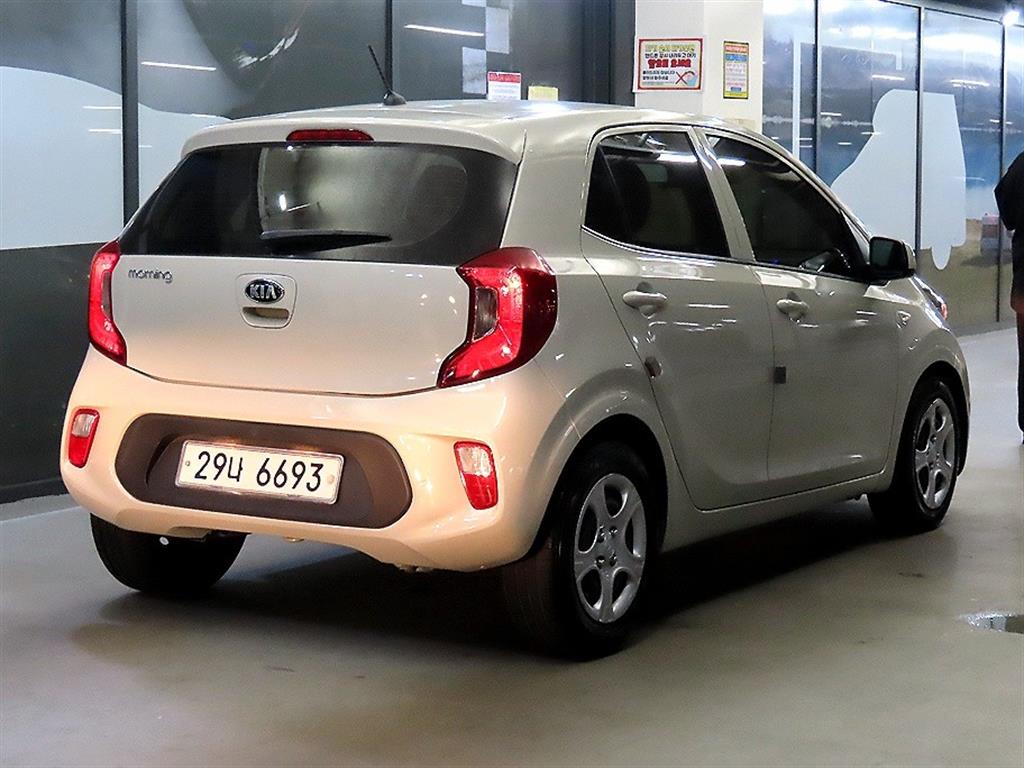 KIA Morning - Vista 4