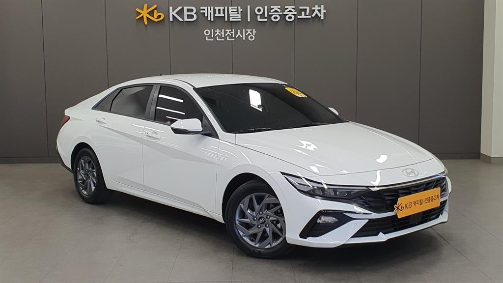 HYUNDAI Avante 2025 Blanco - Importación desde Corea - HF Imports Iquique - Foto 1