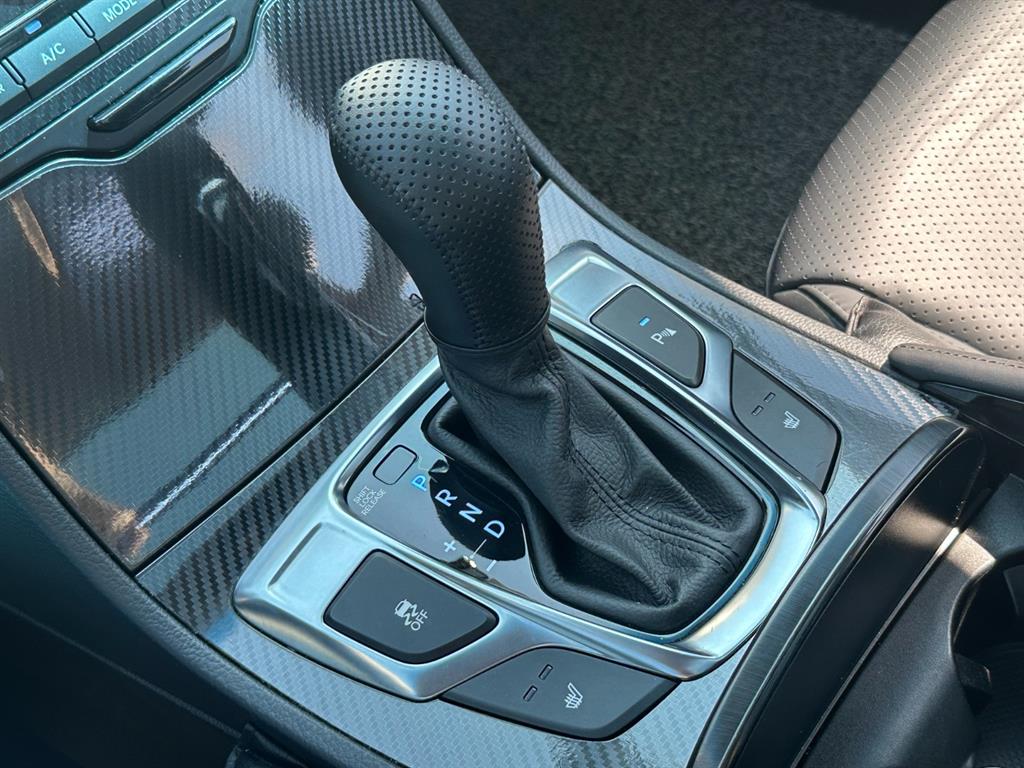 HYUNDAI Grandeur - Vista 12