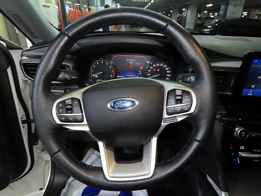 Ford Explorer - Vista 8