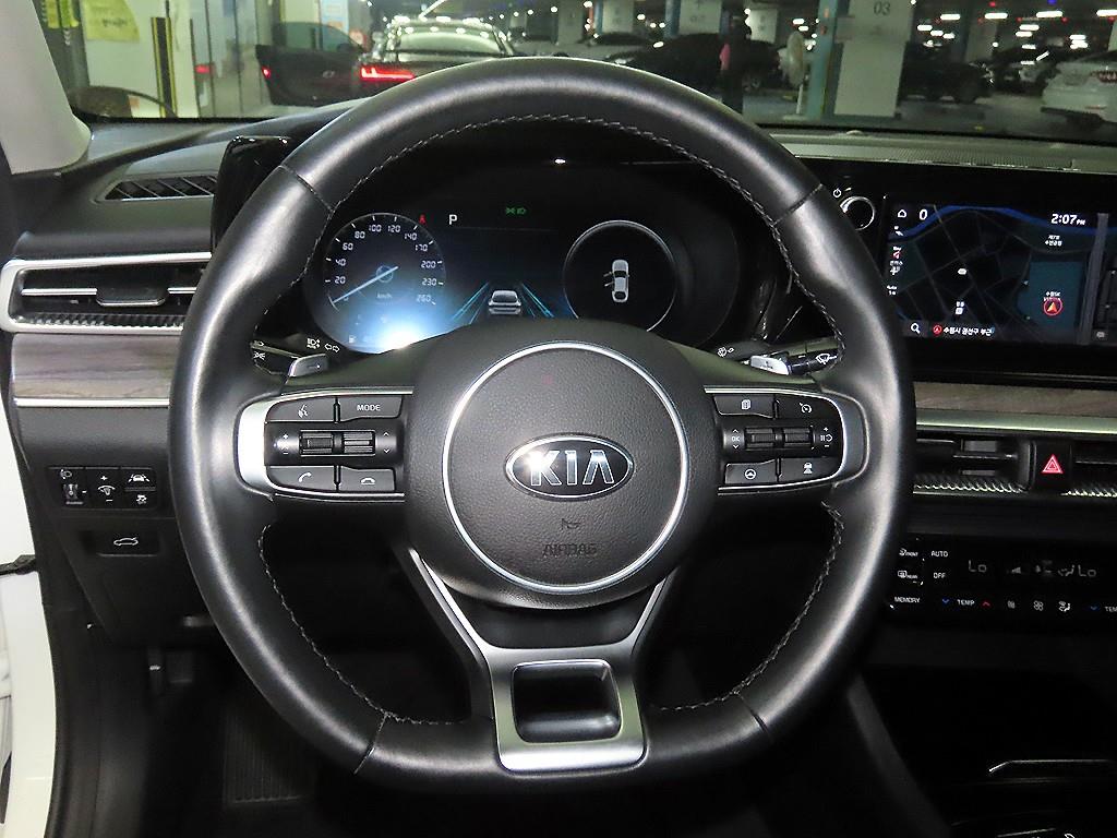 KIA K5 - Vista 8