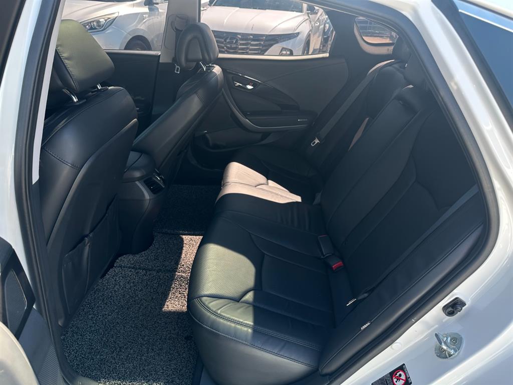 HYUNDAI Grandeur 2016 Blanco - Importación desde Corea - HF Imports Iquique - Foto 14
