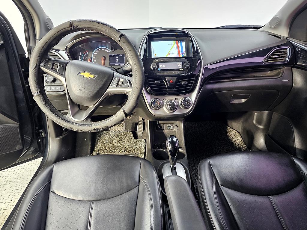 Chevrolet Spark - Vista 5