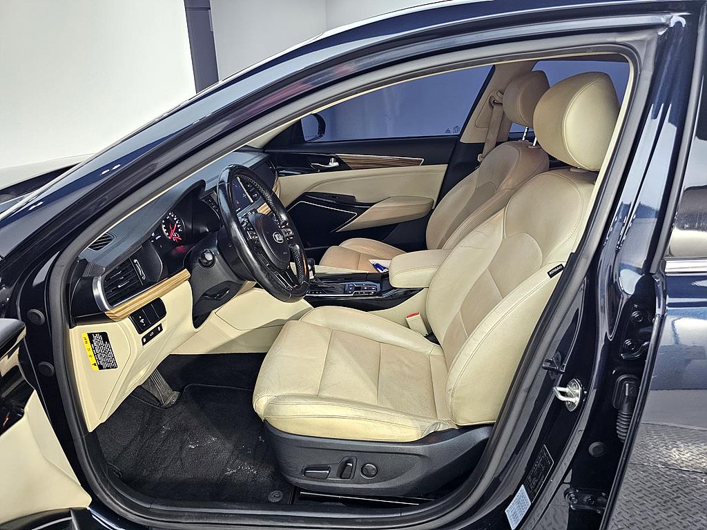 KIA K7 - Vista 8