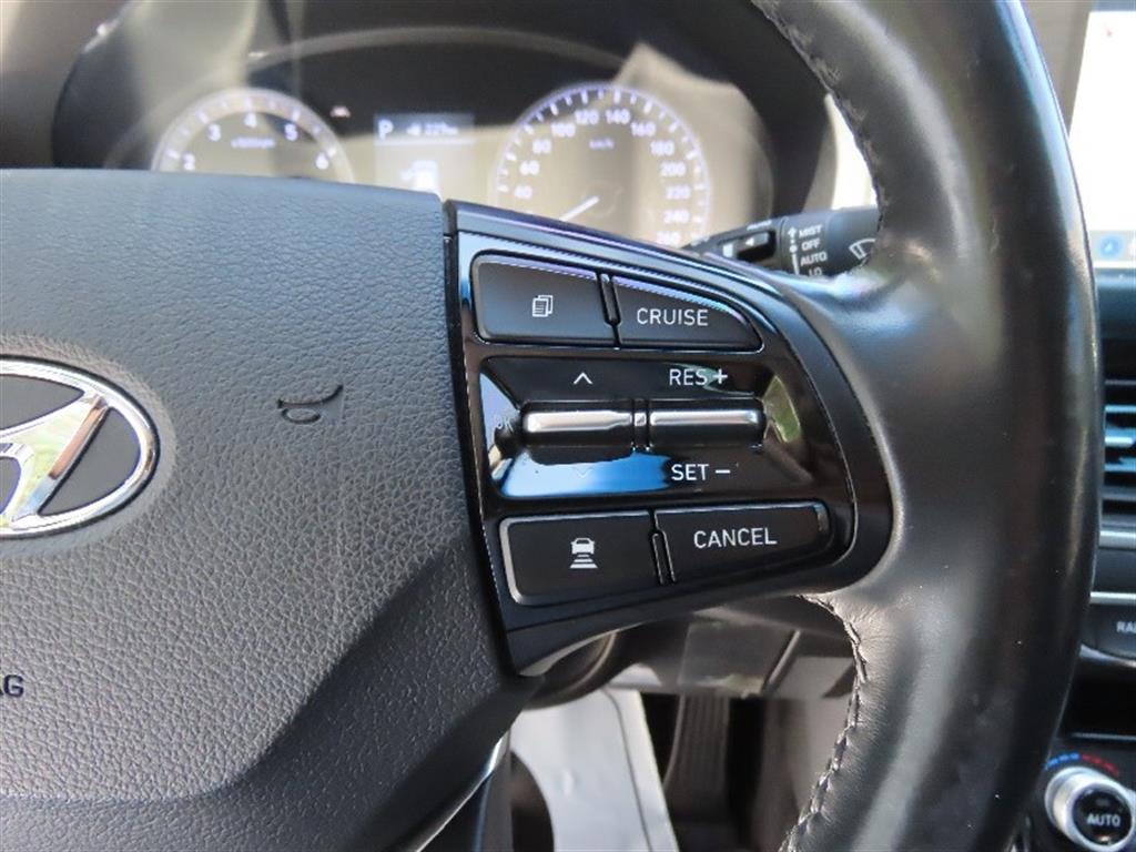 HYUNDAI Grandeur - Vista 11