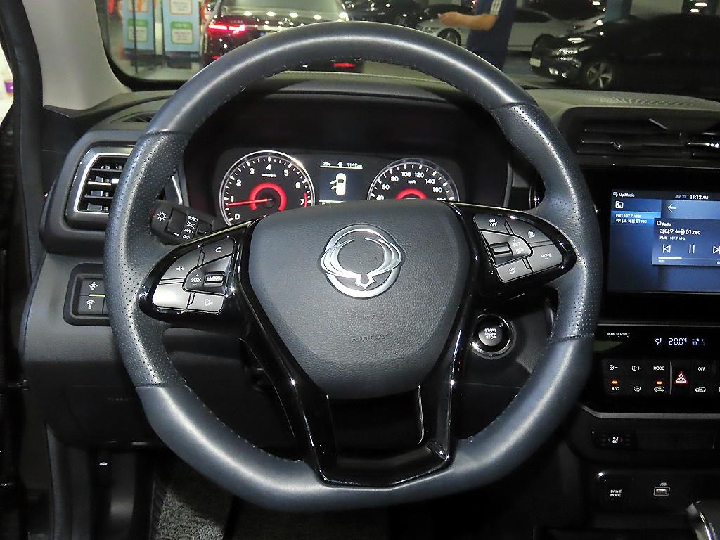 Ssangyong Tivoli - Vista 8