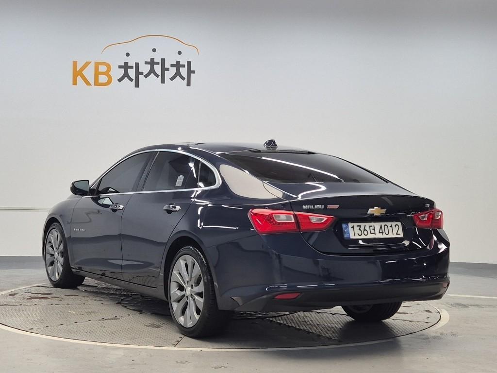 Chevrolet Malibu - Vista 2