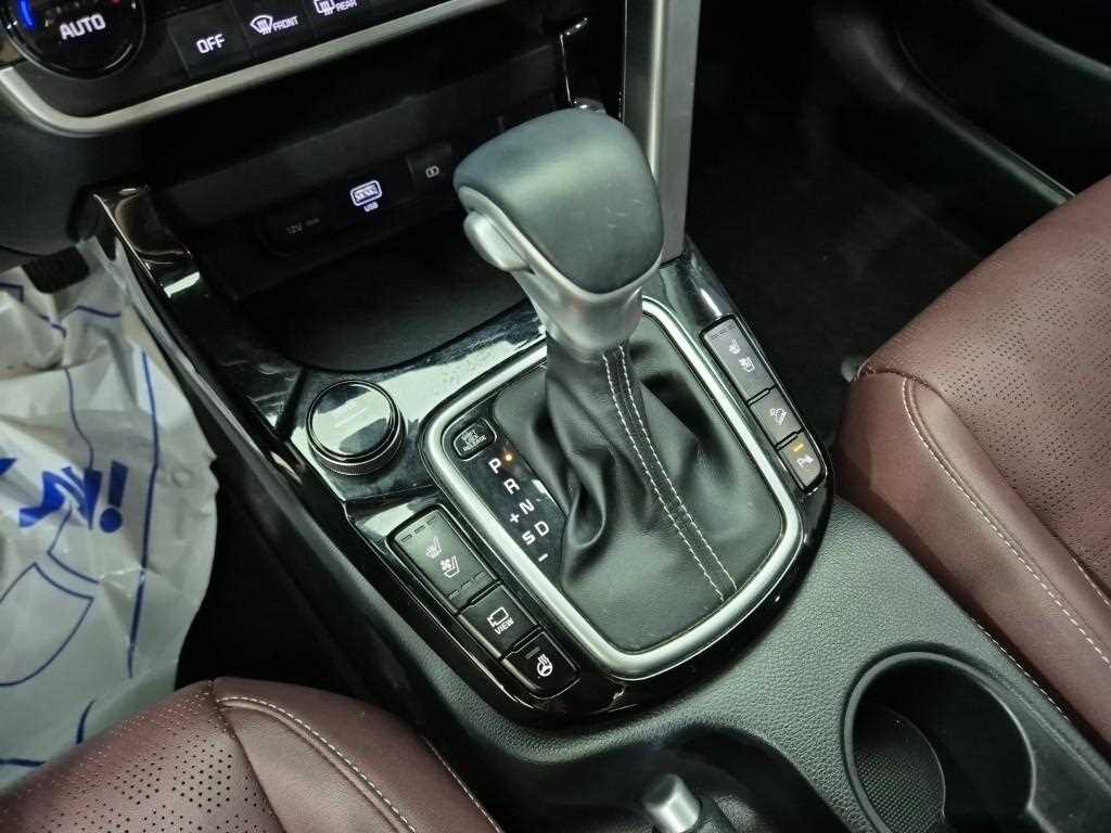 KIA Seltos - Vista 8