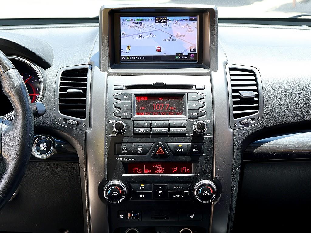 KIA Sorento - Vista 9