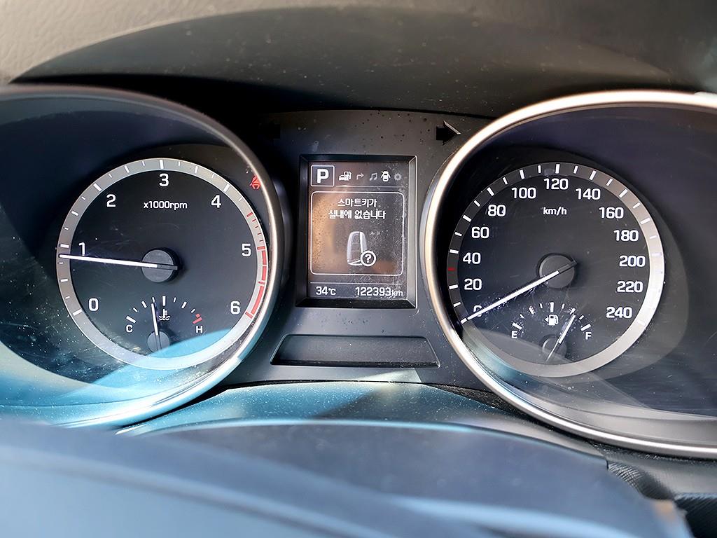 HYUNDAI Santa Fe - Vista 6