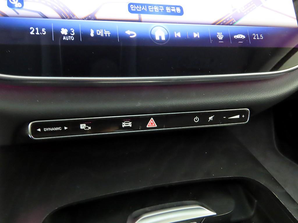 Mercedes Benz E class - Vista 9