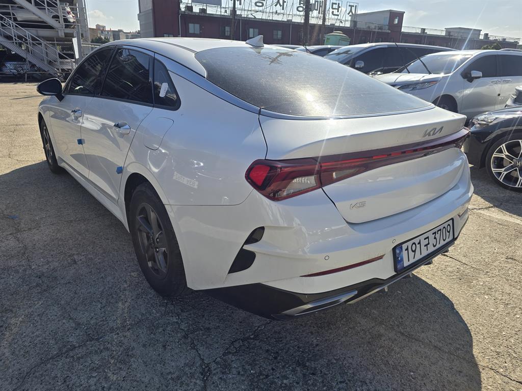 KIA K5 - Vista 3