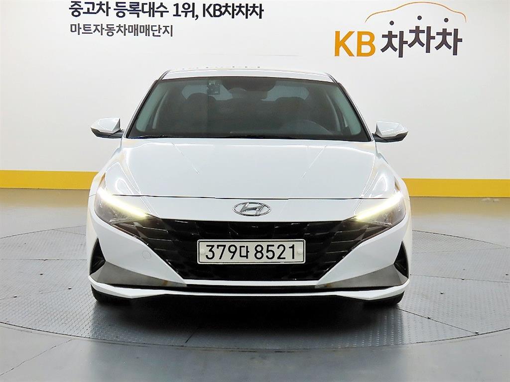 HYUNDAI Avante 2021 Blanco - Importación desde Corea - HF Imports Iquique - Foto 1