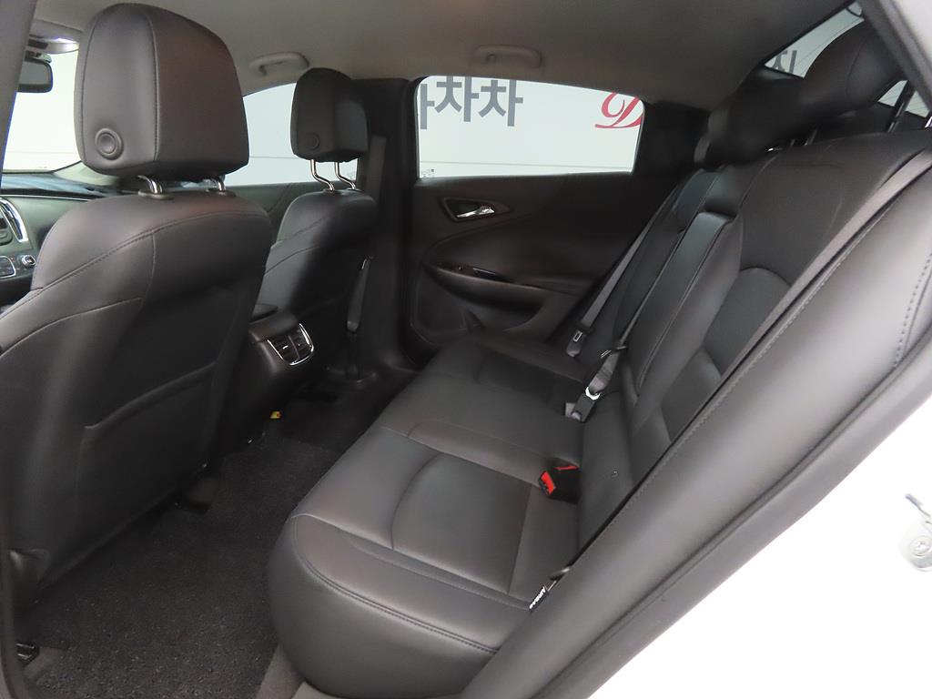 Chevrolet Malibu - Vista 6