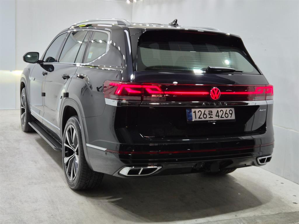Volkswagen Atlas - Vista 4