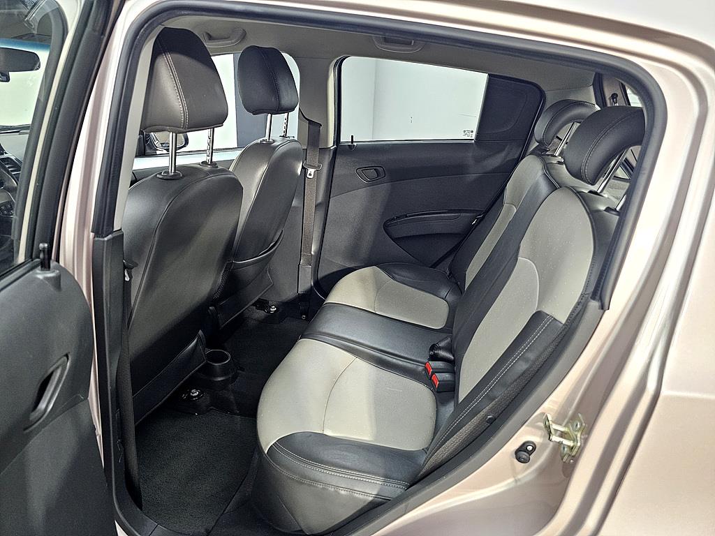 Chevrolet Spark - Vista 9