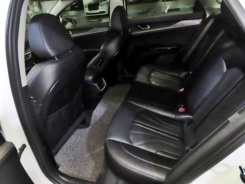 KIA K5 - Vista 7