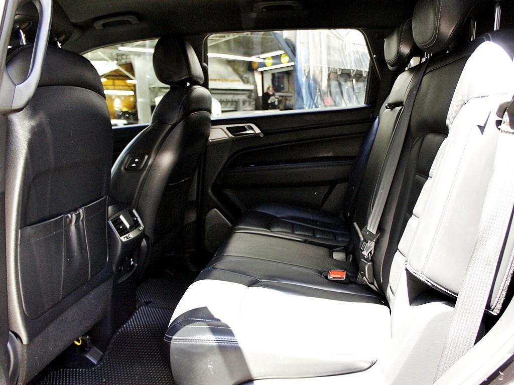 Ssangyong Rexton - Vista 6