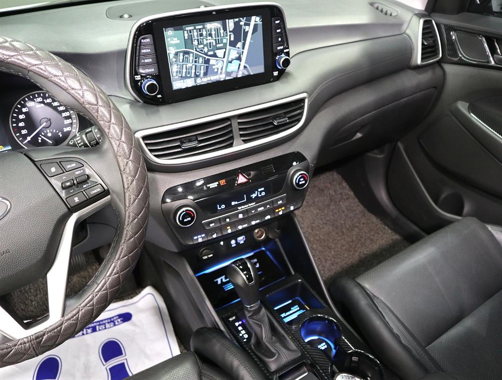 HYUNDAI Tucson - Vista 10