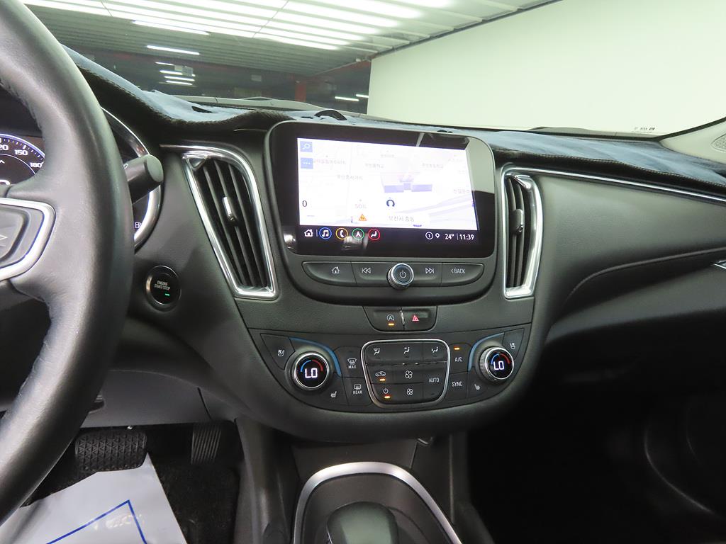 Chevrolet Malibu - Vista 10