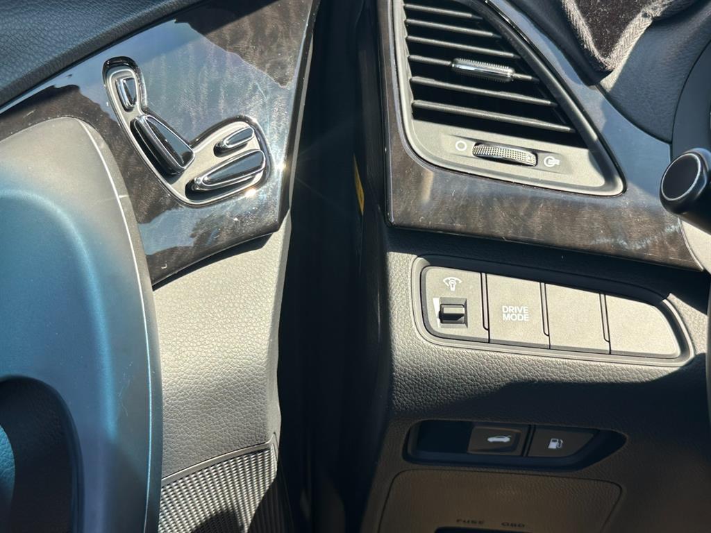 HYUNDAI Grandeur 2016 Blanco - Importación desde Corea - HF Imports Iquique - Foto 16